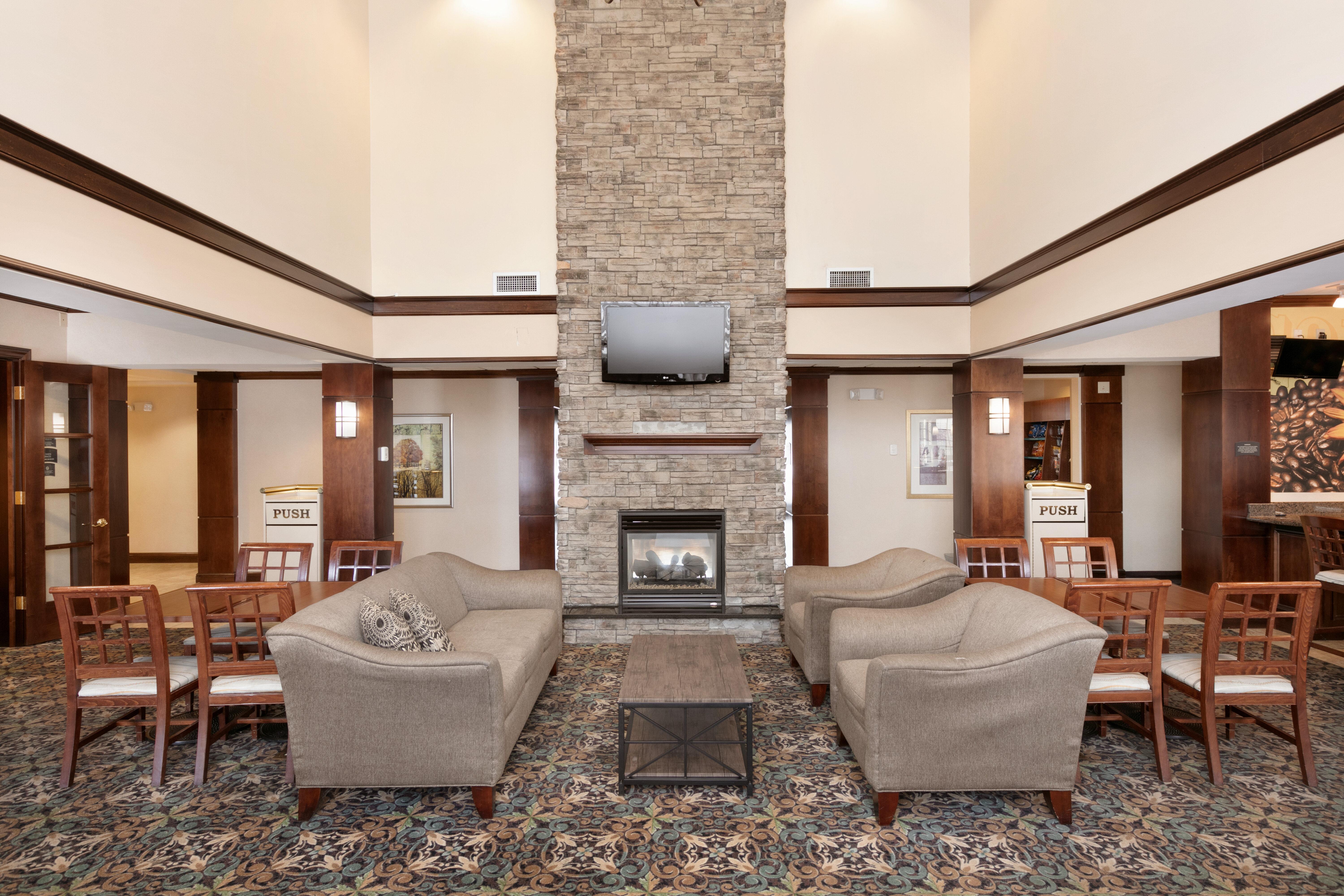 Staybridge Suites Akron-Stow-Cuyahoga Falls By Ihg מראה חיצוני תמונה